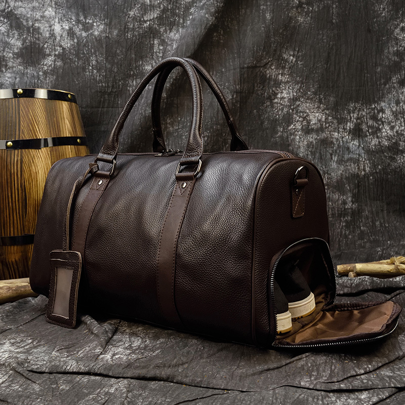 Genuine Cowhide Leather Duffle Bag – Stylish & Durable Travel Companion